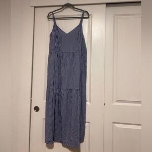 Old Navy Navy Checkered Maxi Dress